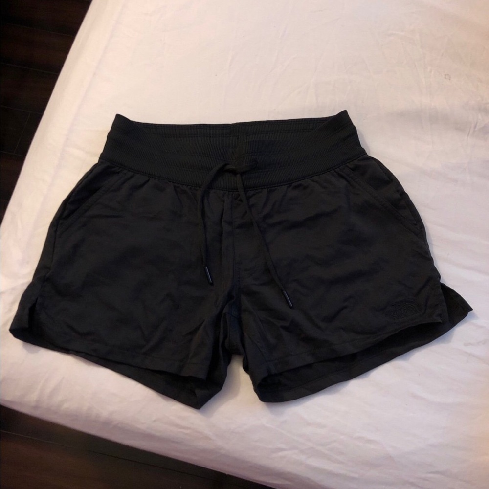 The North Face Women's Black shorts size xs new